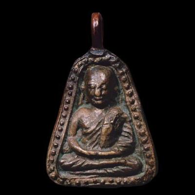 龍婆銀財佛功效,龍婆艮佛牌效果,龍婆艮財佛