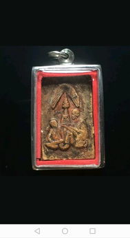 請問下大家這是什么泰國佛牌呀 有什么功能